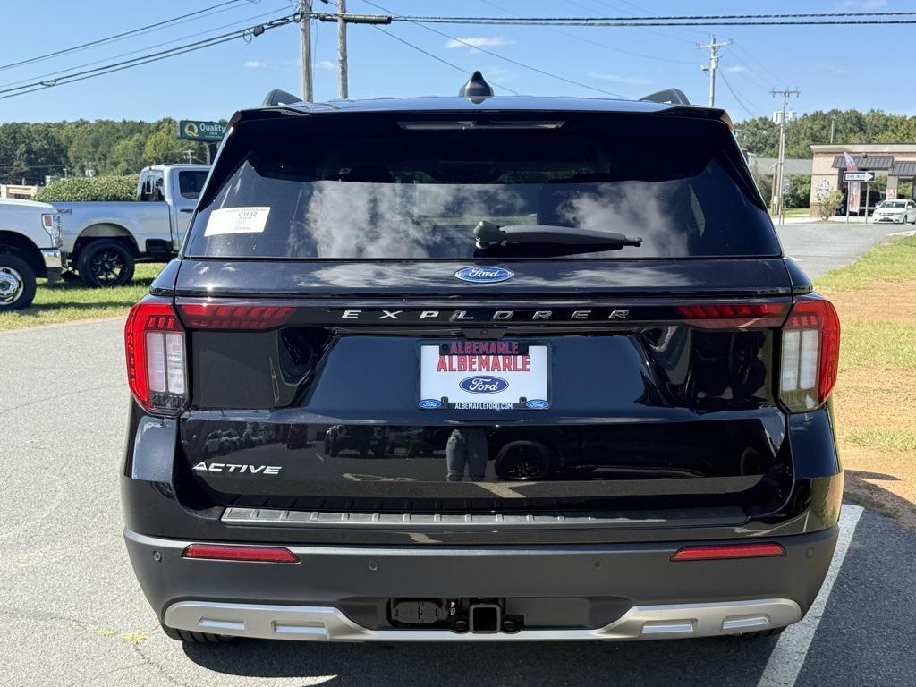new 2025 Ford Explorer car, priced at $43,277