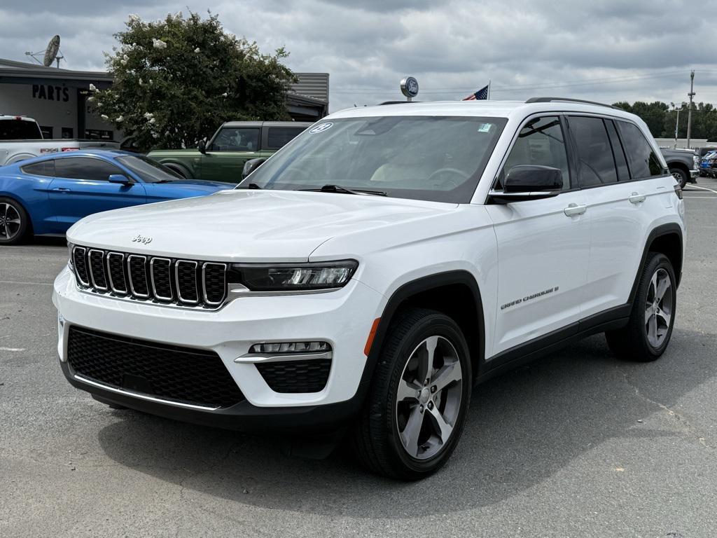 used 2023 Jeep Grand Cherokee car, priced at $29,277
