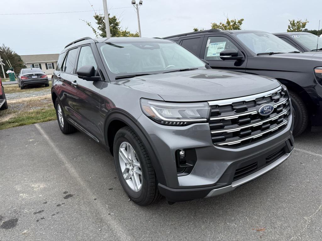 new 2025 Ford Explorer car