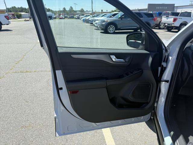 new 2025 Ford Escape PHEV car