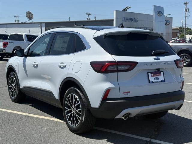 new 2025 Ford Escape PHEV car