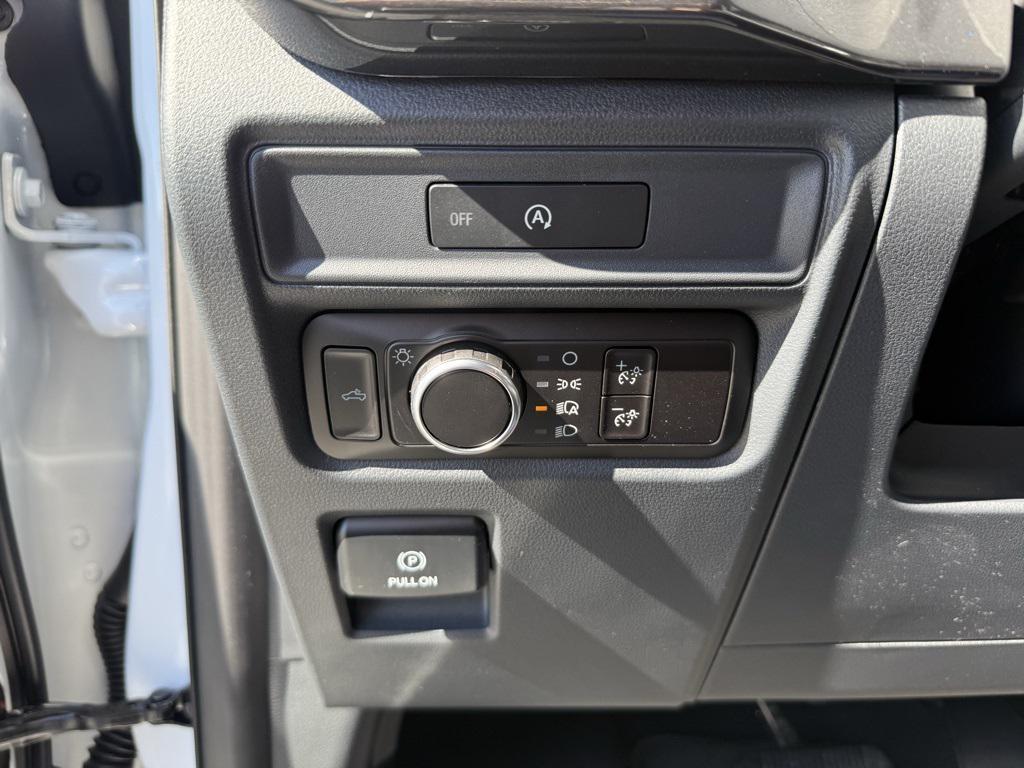 new 2025 Ford F-150 car, priced at $41,277