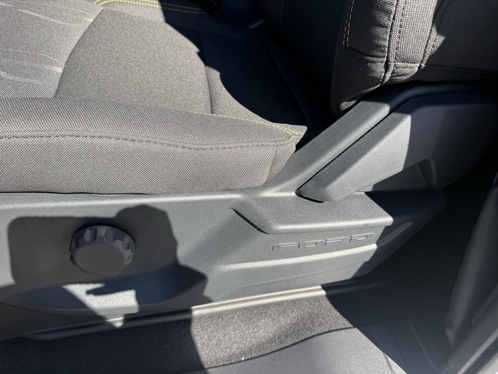 new 2025 Ford F-150 car, priced at $41,277