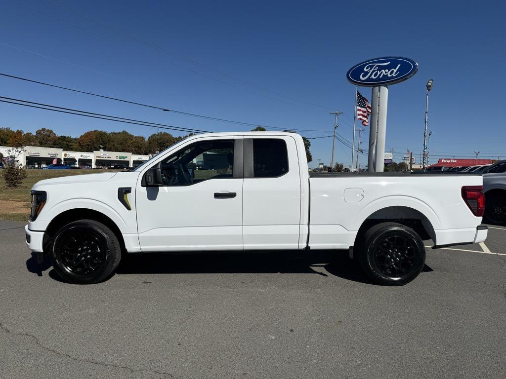 new 2025 Ford F-150 car, priced at $41,277