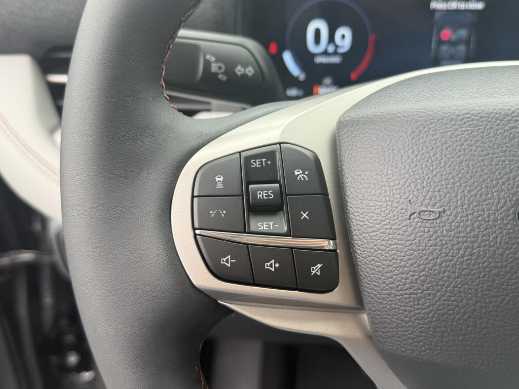 new 2025 Ford Explorer car, priced at $43,777