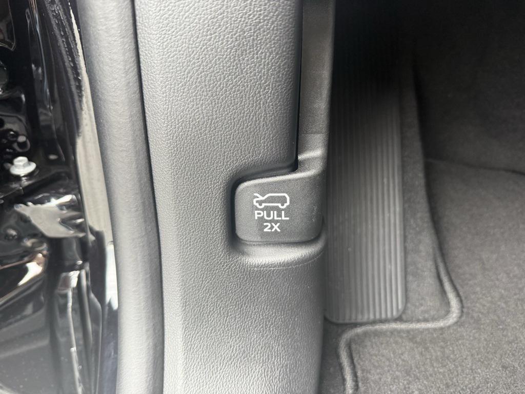 new 2025 Ford Explorer car, priced at $43,777