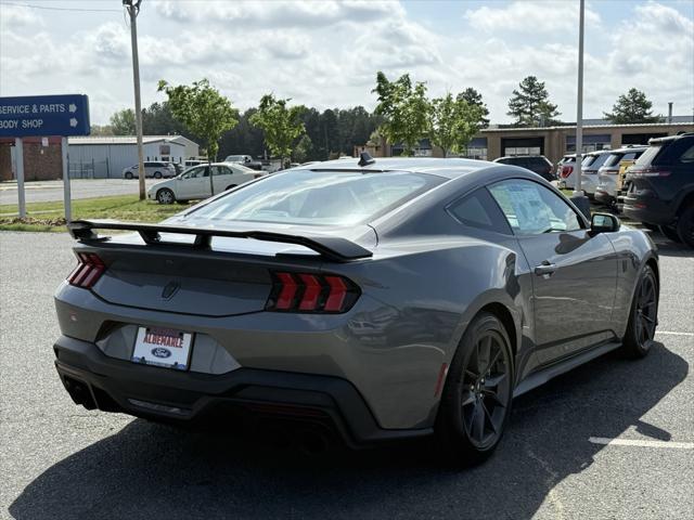 new 2025 Ford Mustang car
