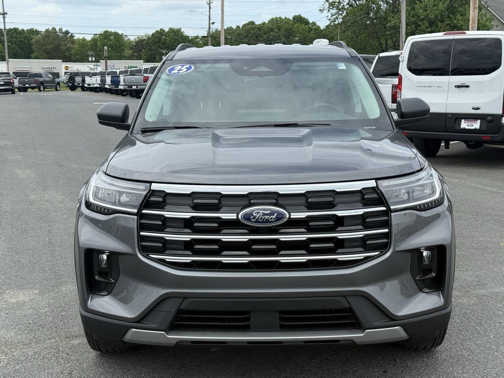 new 2025 Ford Explorer car, priced at $44,205