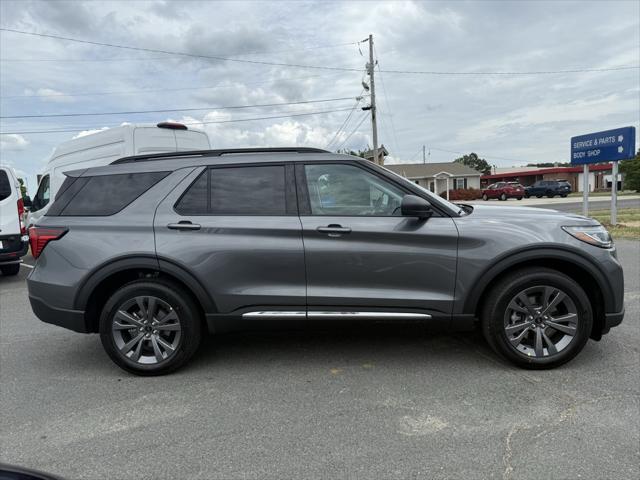 new 2025 Ford Explorer car