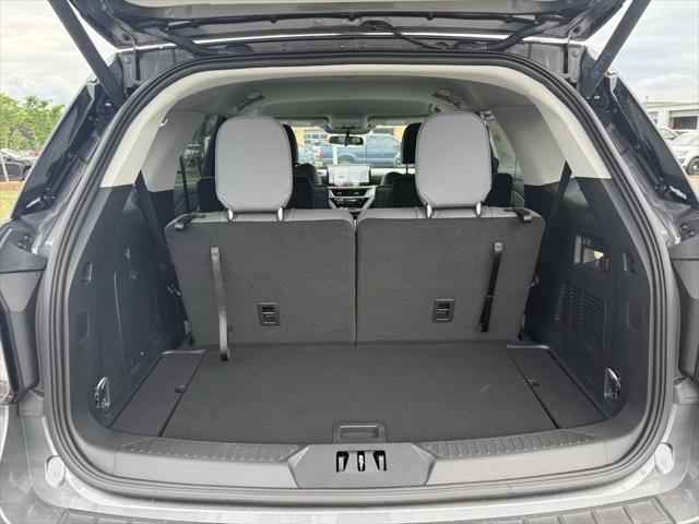 new 2025 Ford Explorer car
