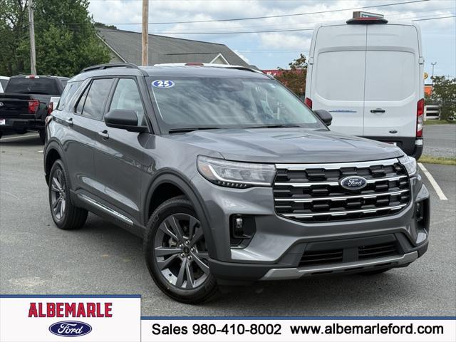 new 2025 Ford Explorer car