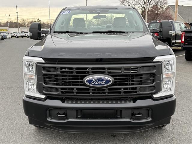 new 2025 Ford F-350 car, priced at $42,777