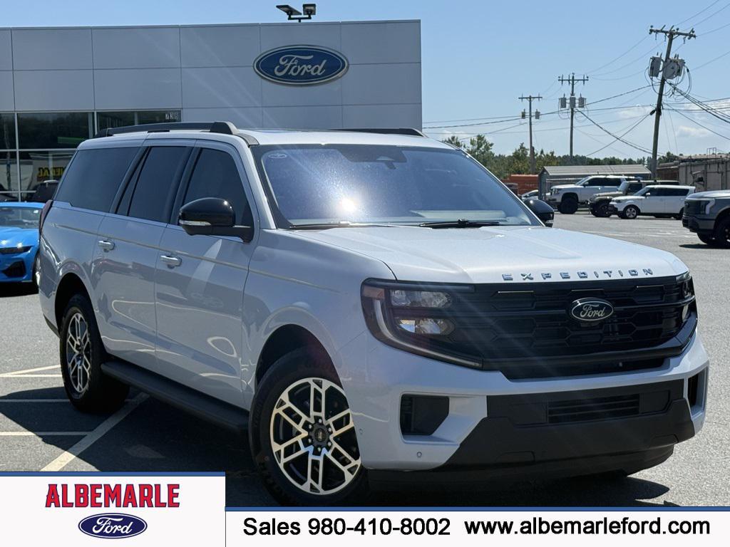 new 2025 Ford Expedition Max car, priced at $70,277