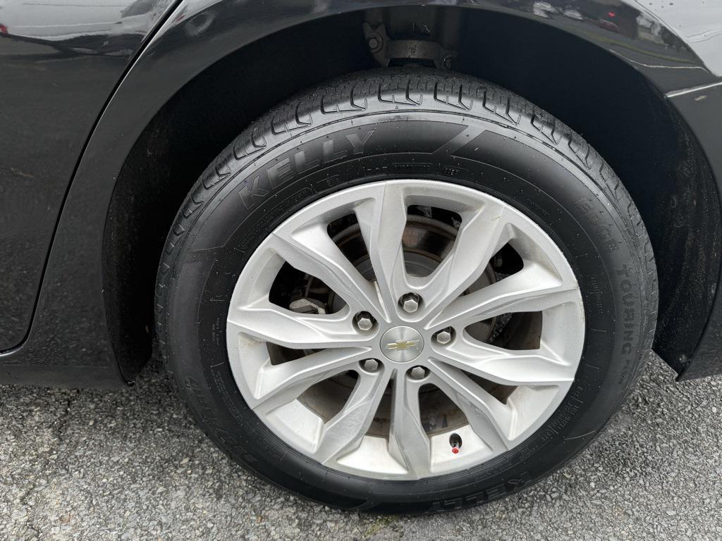 used 2020 Chevrolet Malibu car, priced at $16,277