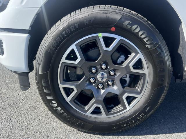 new 2025 Ford F-150 car, priced at $39,277