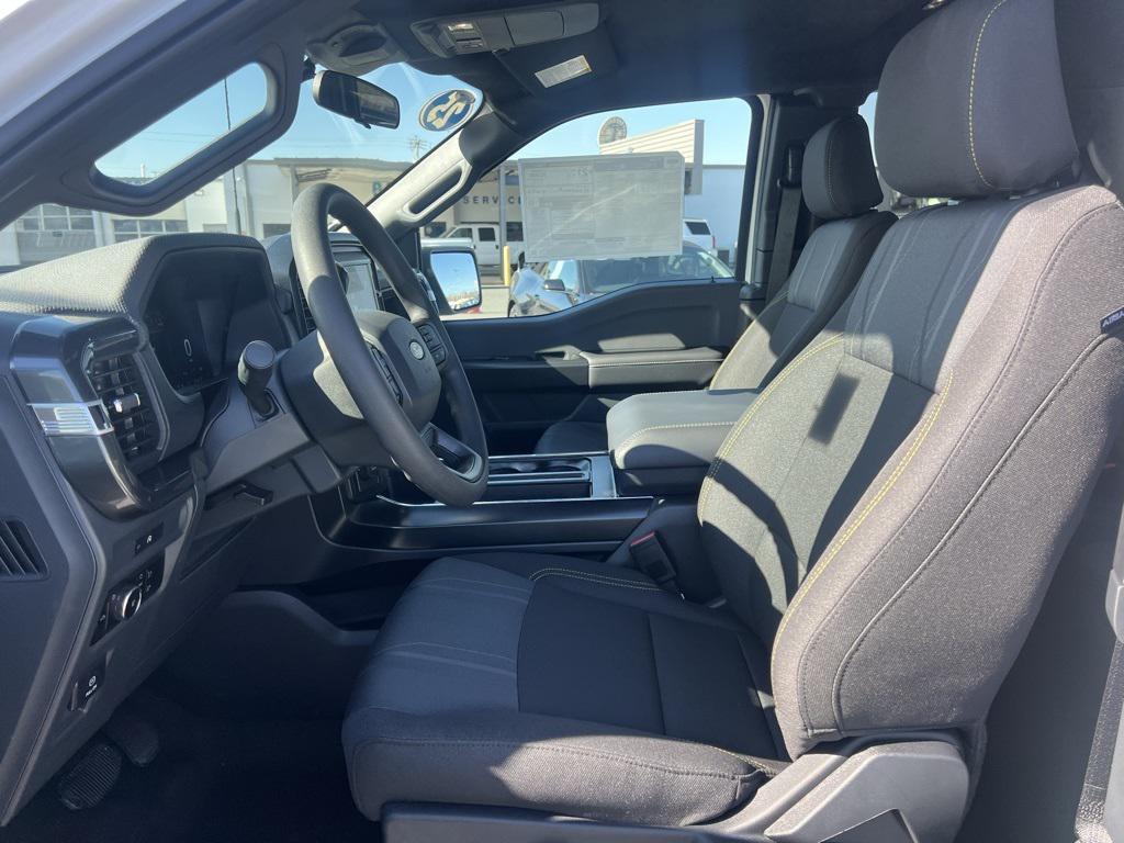 new 2025 Ford F-150 car, priced at $39,277