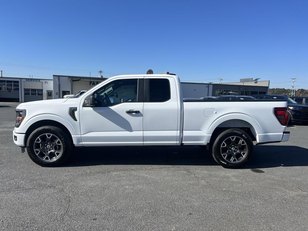 new 2025 Ford F-150 car, priced at $39,277