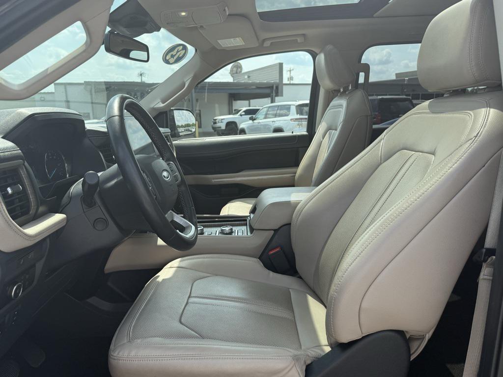used 2023 Ford Expedition car, priced at $41,777