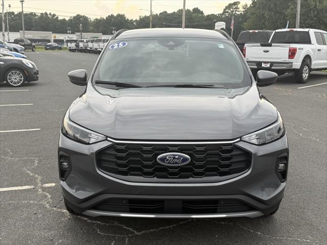 new 2025 Ford Escape car, priced at $34,277