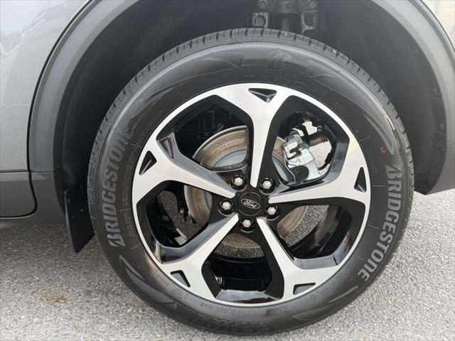 new 2025 Ford Escape car, priced at $34,277