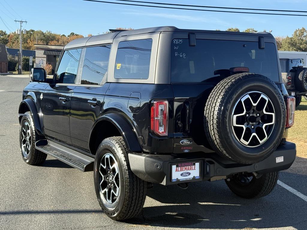 new 2025 Ford Bronco car, priced at $54,277
