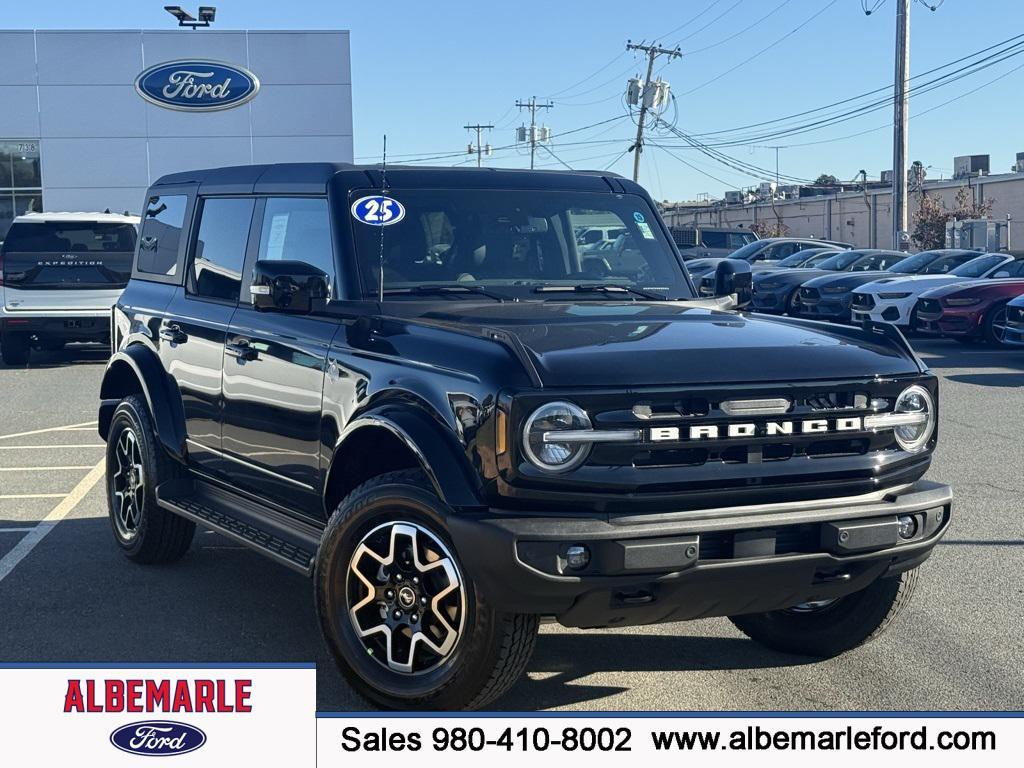 new 2025 Ford Bronco car, priced at $54,277