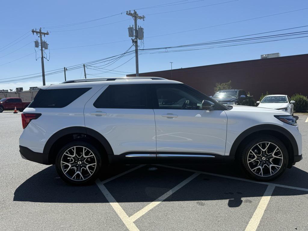 new 2025 Ford Explorer car, priced at $60,777