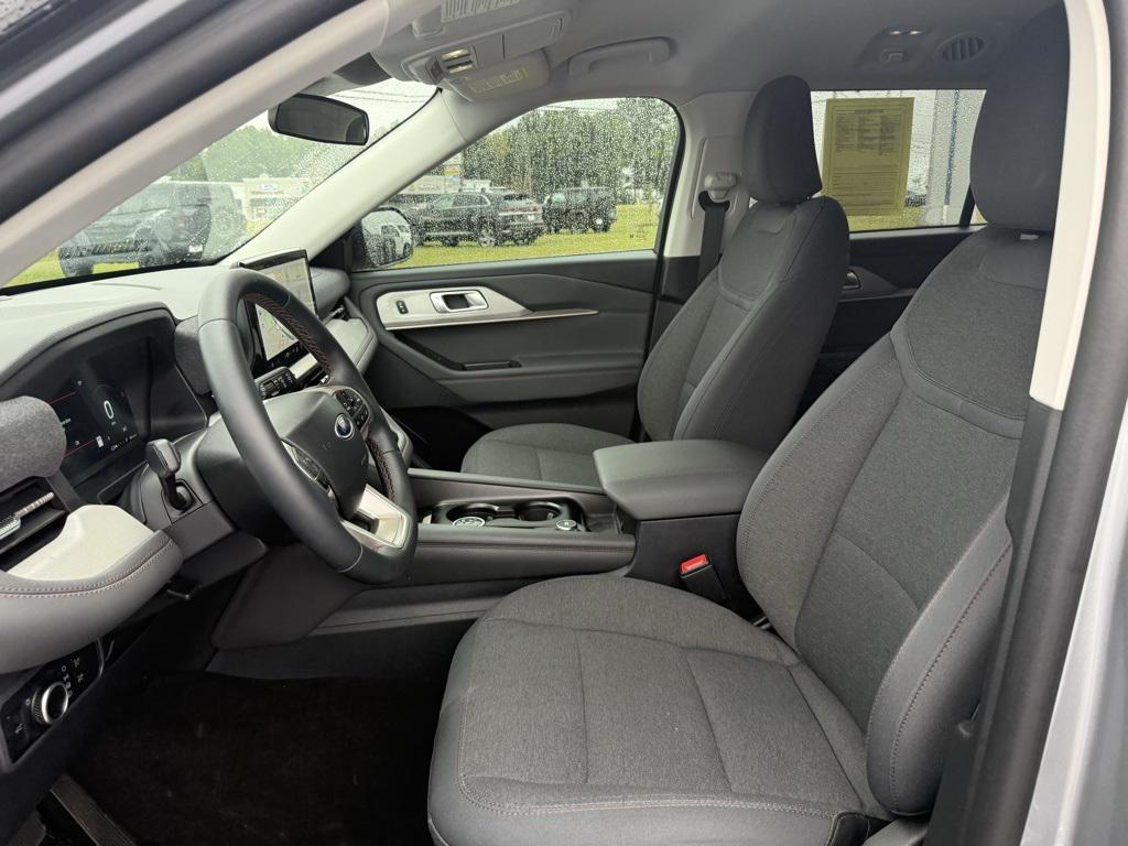 used 2025 Ford Explorer car, priced at $36,277