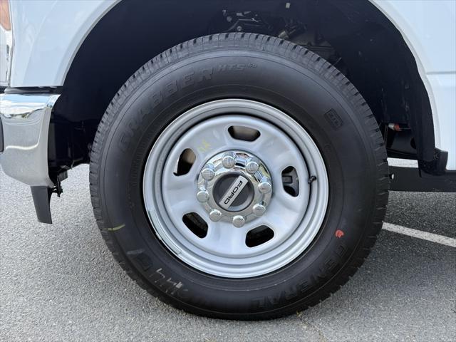 new 2025 Ford F-350 car, priced at $64,777