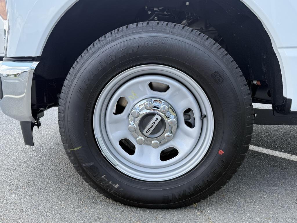 new 2025 Ford F-350 car, priced at $64,777