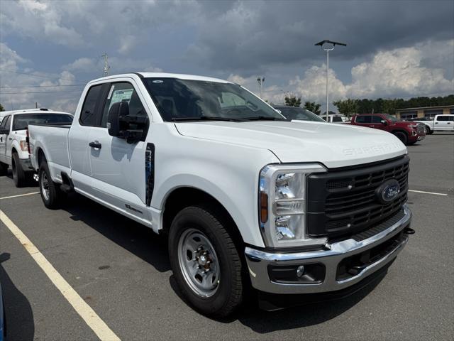 new 2025 Ford F-350 car, priced at $64,777