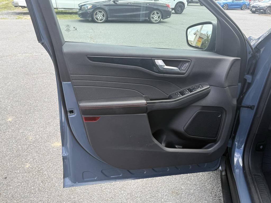 used 2023 Ford Escape car, priced at $21,777