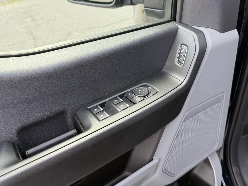 new 2025 Ford F-250 car, priced at $58,777