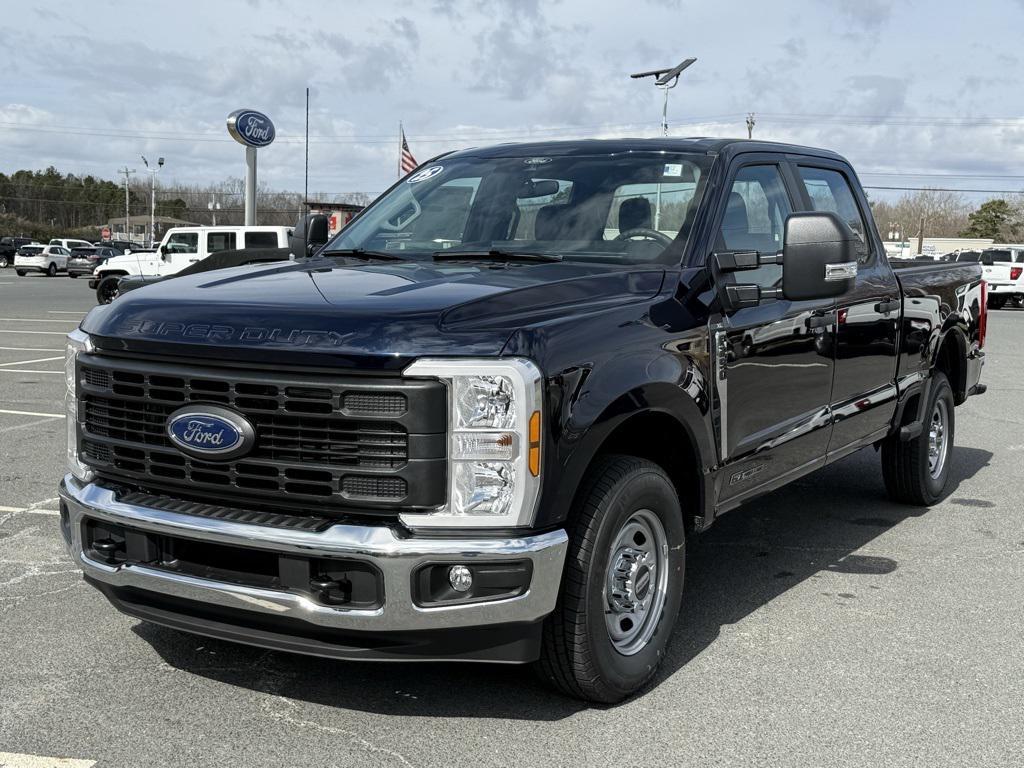 new 2025 Ford F-250 car, priced at $58,777