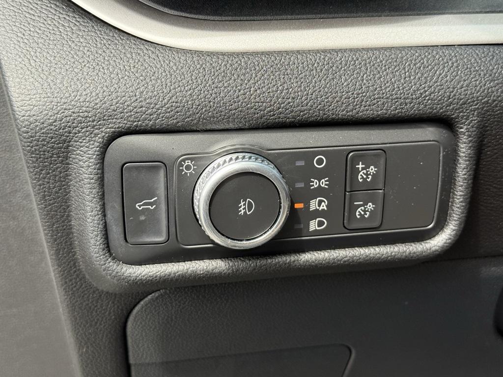used 2022 Ford Explorer car, priced at $27,777