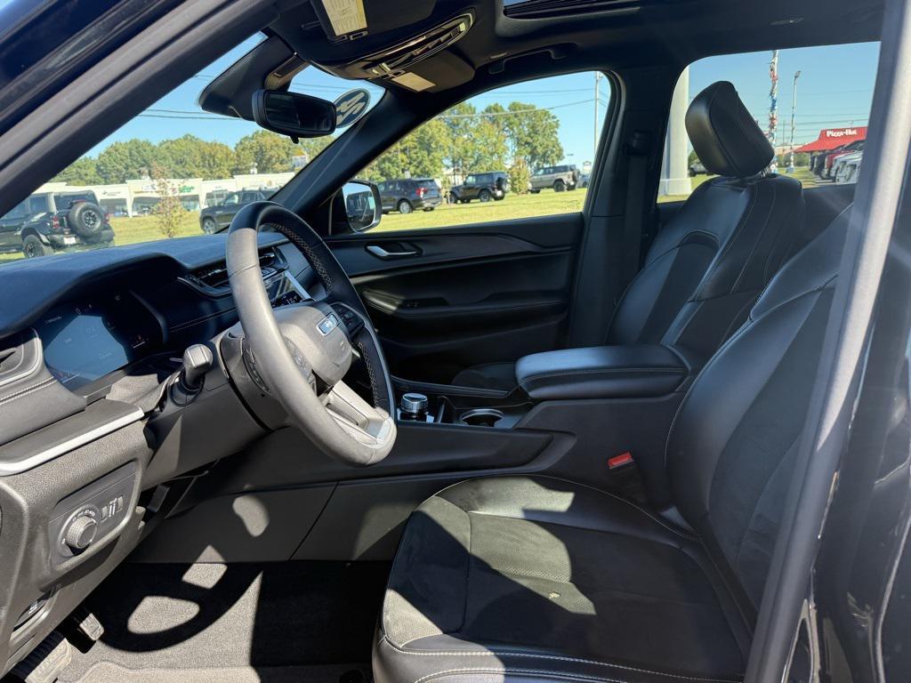 used 2024 Jeep Grand Cherokee L car, priced at $37,277