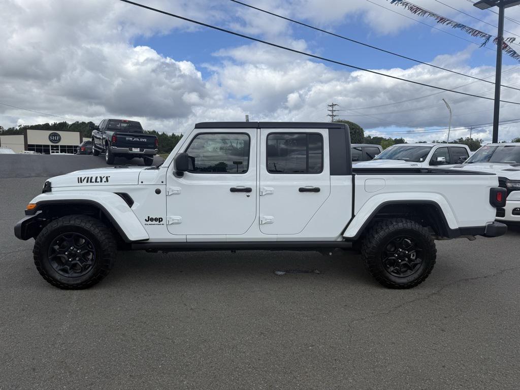 used 2023 Jeep Gladiator car, priced at $32,277