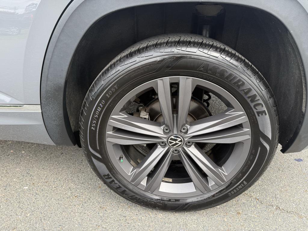 used 2021 Volkswagen Atlas Cross Sport car, priced at $24,277