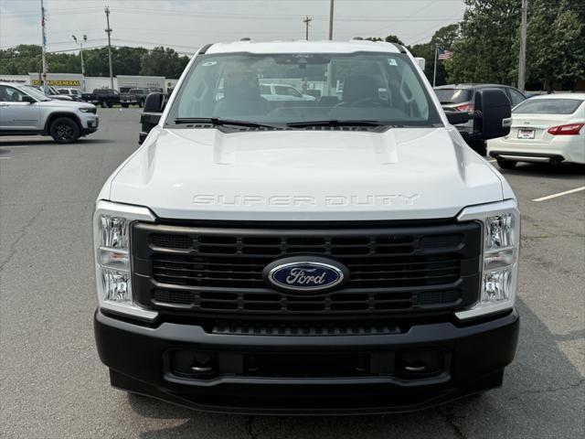 new 2025 Ford F-350 car, priced at $59,370