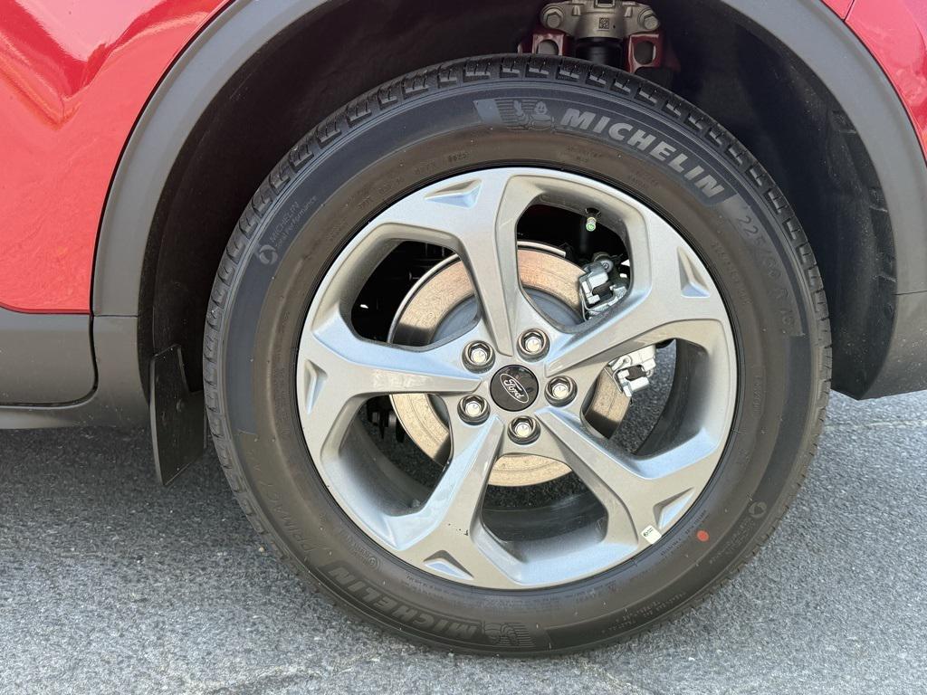 new 2025 Ford Escape car, priced at $28,777