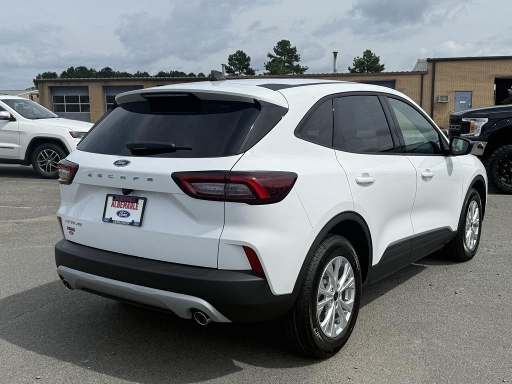new 2025 Ford Escape car, priced at $30,777