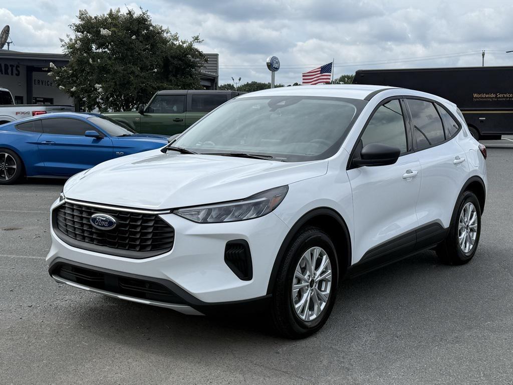 new 2025 Ford Escape car, priced at $30,777