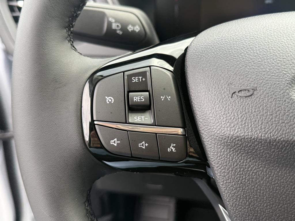 new 2025 Ford Escape car, priced at $30,777
