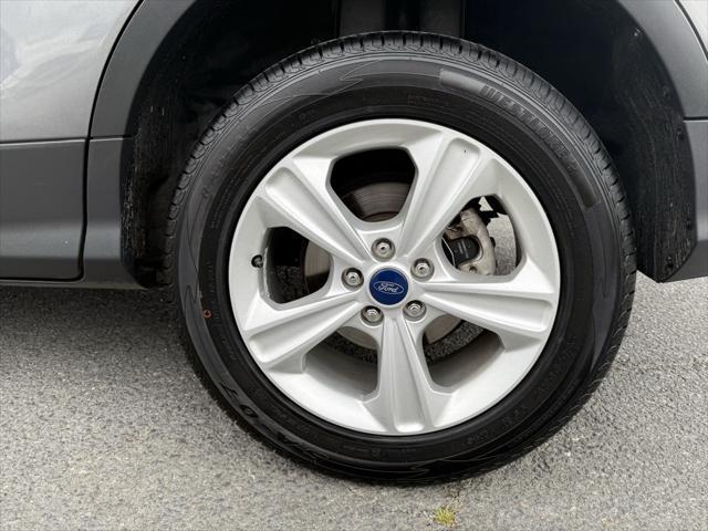used 2014 Ford Escape car, priced at $5,777