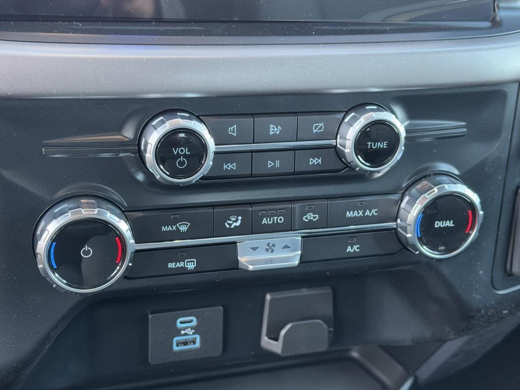 new 2024 Ford F-150 car, priced at $41,777