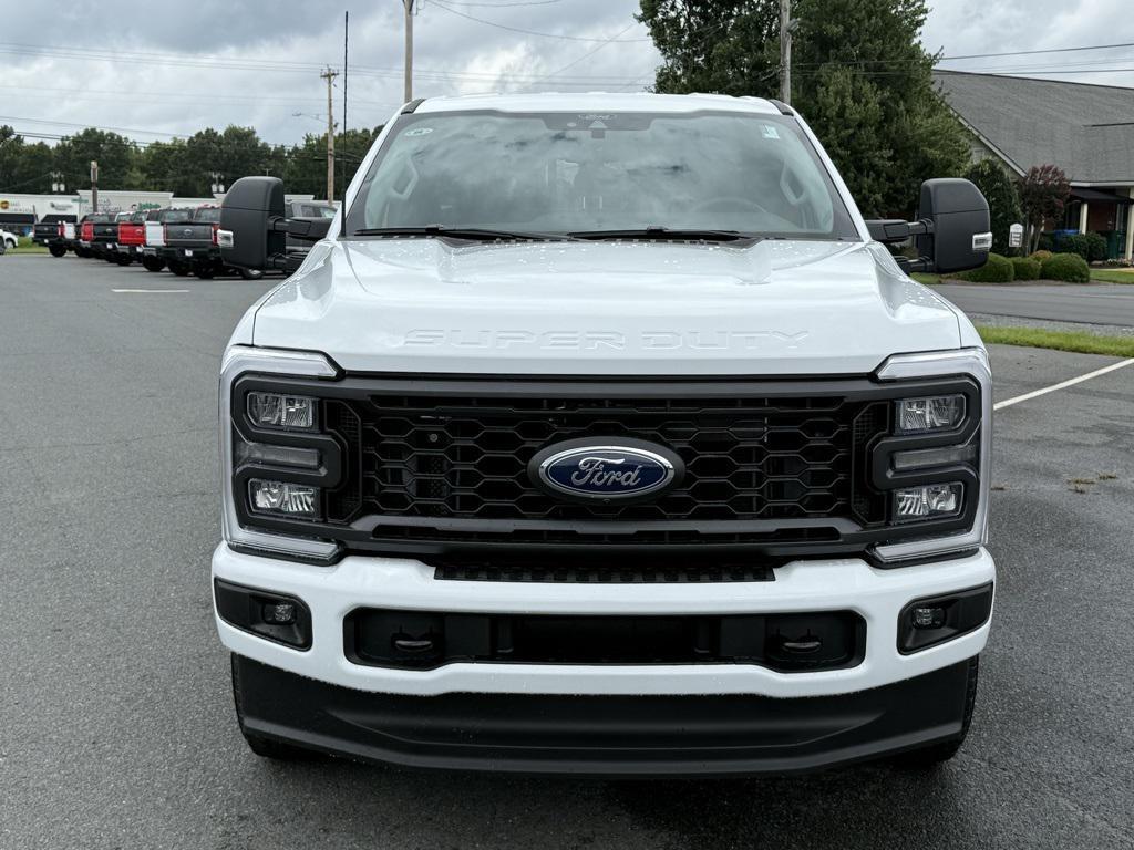 new 2025 Ford F-350 car, priced at $58,277
