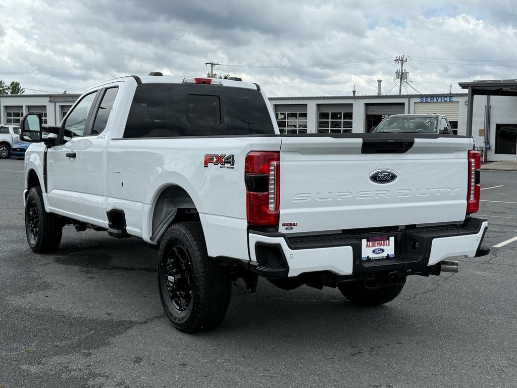 new 2025 Ford F-350 car, priced at $58,277