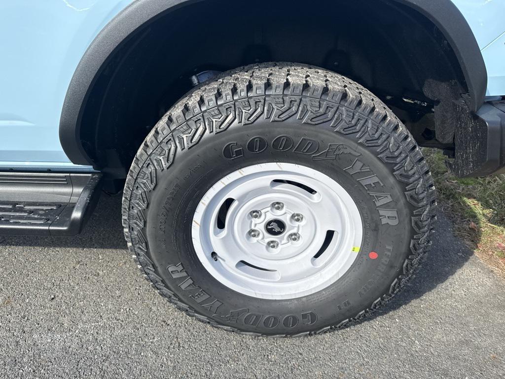 new 2025 Ford Bronco car