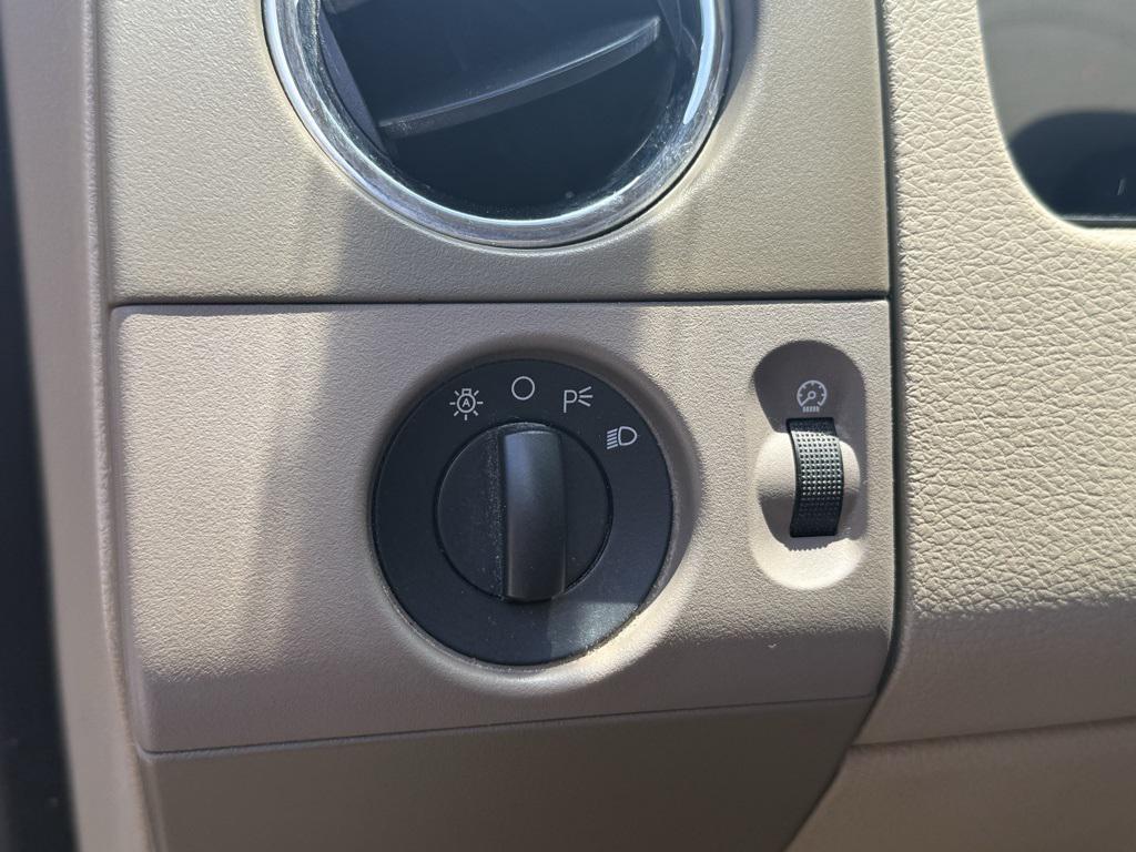 used 2007 Ford F-150 car, priced at $8,277