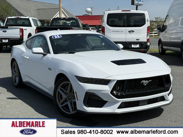 new 2025 Ford Mustang car